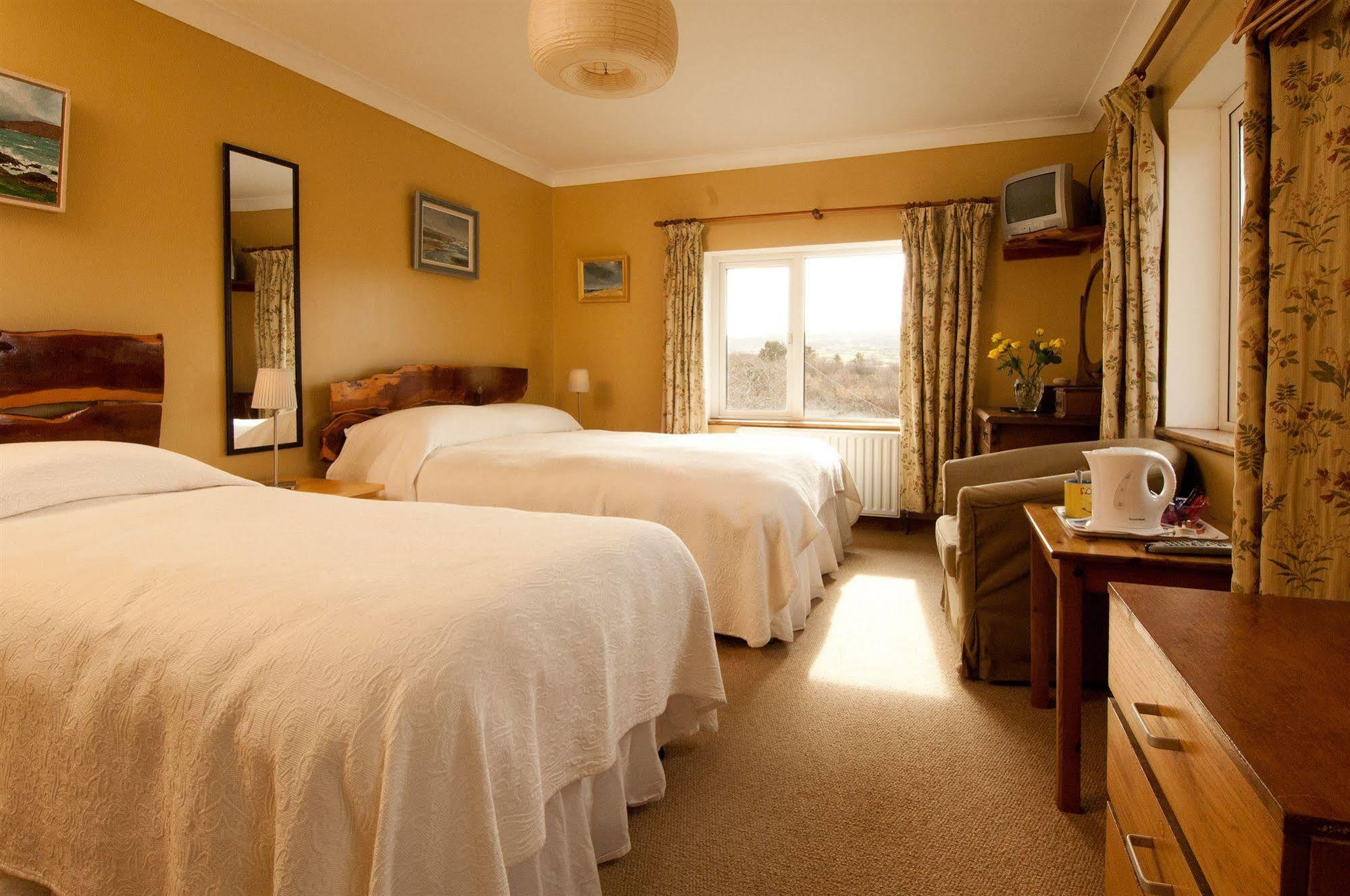 קליפדן Sharamore House B&B מראה חיצוני תמונה